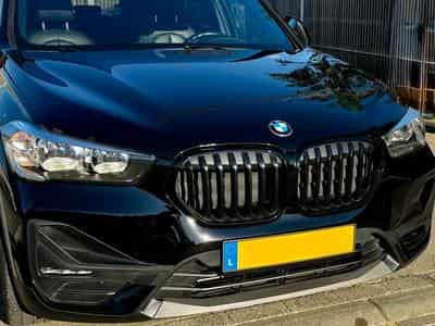 BMW X1 sDrive 18i (2019) - Photo 1