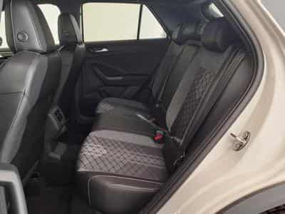 VW T-Roc R-Line 1.5 TSI 7-Gang-DSG (2026) - Foto 10