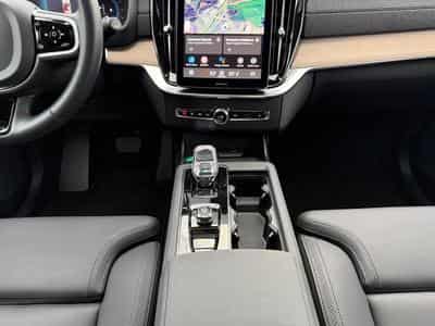 Volvo XC90 B5 Plus Bright / Essence (2025) - Photo 11