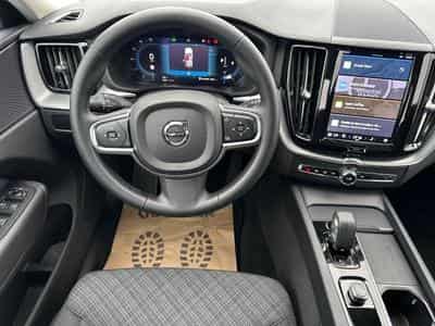 Volvo XC60 B4 Core / Diesel (2023) - Photo 12