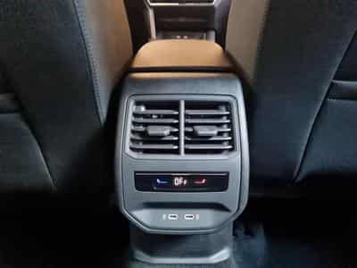 Seat Leon -34% 1.5 eTSI 150cv BVA+MIRRORLINK+CAM+Options (2024) - Foto 13