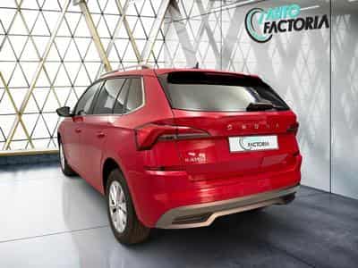 Skoda Kamiq -27% 1.0 TSI 110cv BVA+MIRRORLINK+CAM+LED+Opts (2024) - Foto 4