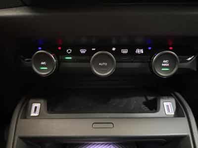 Citroën C4 X -42% 1.5 HDI 130cv BVA +GPS+CAM360+LED+Options (2024) - Foto 12