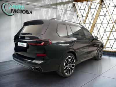 BMW X7 -29% M60I 530cv BVA8 4x4 PACK M 7PL+T.PANO+Opts (2023) - Foto 3