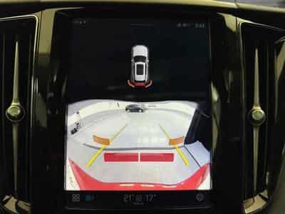 Volvo XC60 -40% T6 PHEV 350cv BVA8 4X4 +T.PANO+GPS+Options (2024) - Foto 13