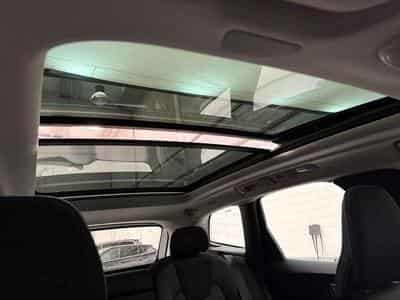 Volvo XC60 -40% T6 PHEV 350cv BVA8 4X4 +T.PANO+GPS+Options (2024) - Foto 9