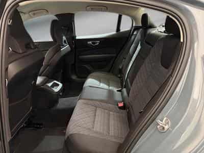 Volvo S60 -48% B4 MHEV 197cv BVA +GPS+CAM+LED+Options (2024) - Foto 8