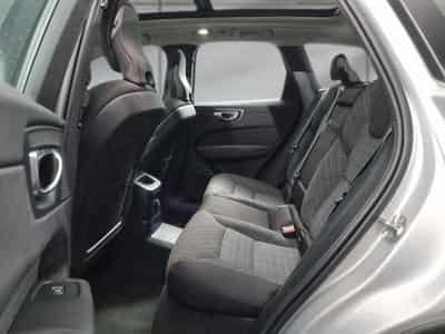 Volvo XC60 -38% T6 PHEV 350cv BVA8 4X4 +T.PANO+GPS+Options (2024) - Foto 8