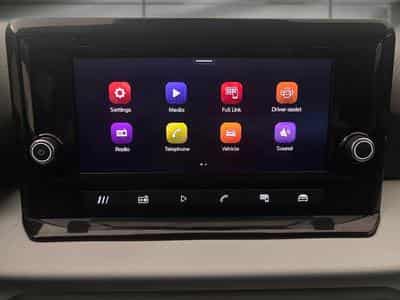 Seat Arona -26% 1.0 TSI 115Cv Special Edition+Options (2025) - Foto 10