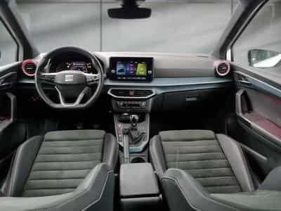 Seat Arona -31% 1.0 TSI 115cv XPerience+MIRRORLINK+CAM+LED (2025) - Foto 6