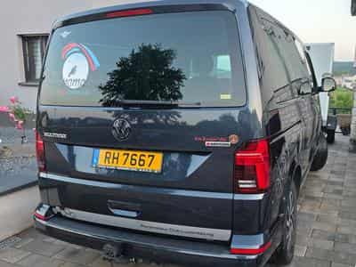 VW Multivan Highline (2023) - Foto 10