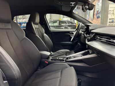 Audi A3 A3 Sportback 35 TFSi 150cv Auto S-LINE (2023) - Foto 8