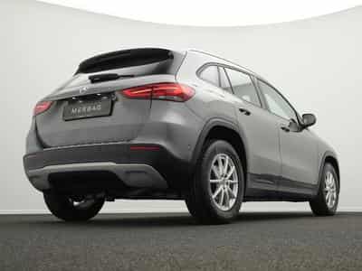 Mercedes GLA 180 d Kamera+PTS+SHZ+MBUX (2020) - Photo 11