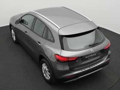 Mercedes GLA 180 d Kamera+PTS+SHZ+MBUX (2020) - Photo 13