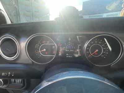 Jeep Wrangler Safari (2020) - Photo 11
