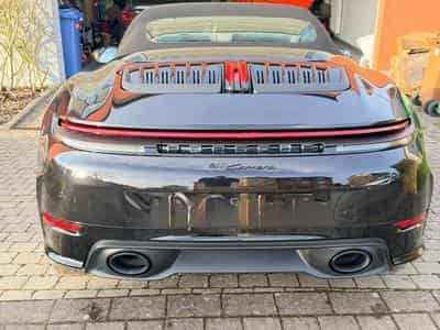 Porsche 911 Carrera Cabriolet (2026) - Photo 1