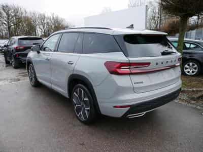 Skoda Kodiaq 1.5 TSI iV DSG Sportline (2025) - Foto 3