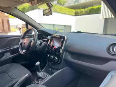 Renault Clio (2014) - Photo 12
