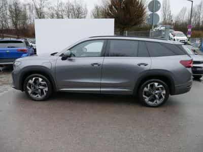 Skoda Kodiaq *NAVI*STANDHEIZUNG*ALCANTARA*TEMPOMAT*RFK*SMARTLINK* (2025) - Foto 5