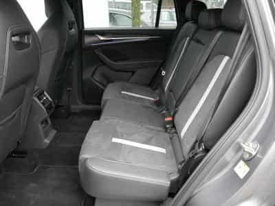 Skoda Kodiaq *NAVI*STANDHEIZUNG*ALCANTARA*TEMPOMAT*RFK*SMARTLINK* (2025) - Foto 9
