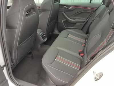 Skoda Kamiq Monte Carlo 1.5 (2026) - Foto 6