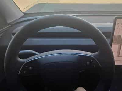 Tesla Model Y 2025 Model Y Long Range AWD, FSD (2025) - Photo 11