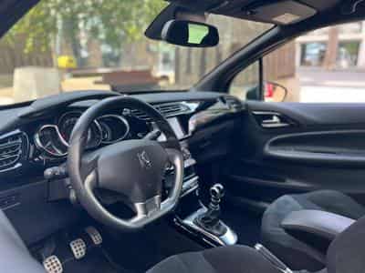Citroën DS 3 / MANUELLE / ESSENCE / (2015) - Photo 11