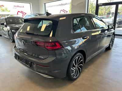 VW Golf VIII Lim. Style eTSI (2020) - Foto 3