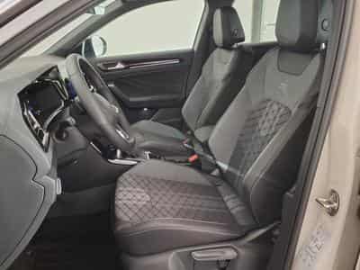 VW T-Roc R-Line 1.5 TSI 7-Gang-DSG (2026) - Foto 9