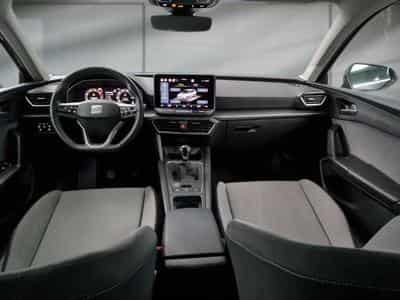 Seat Leon -26% 2.0 TDI 115cv +MIRRORLINK+CAM+LED+Options (2025) - Foto 6