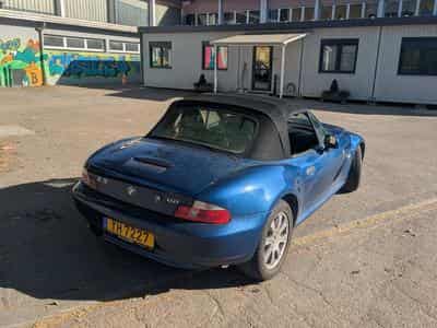 BMW Z3 1.9L 118HP4, 4 cylinders, 5 speed manual (2002) - Photo 11