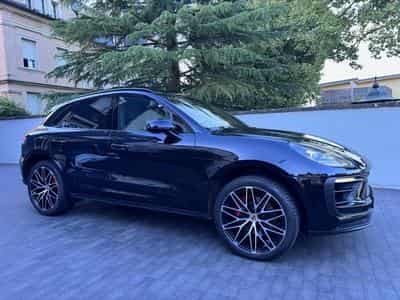 Porsche Macan S (2022) - Photo 1