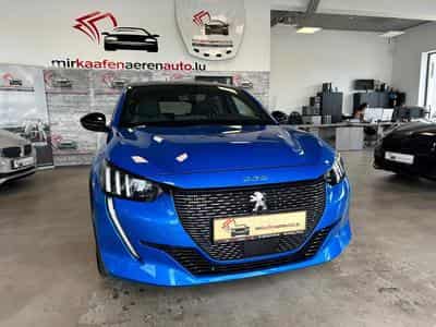 Peugeot 208 GT (2022) - Foto 1