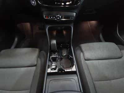 Volvo XC40 B3 Plus Dark / Essence (2025) - Photo 11