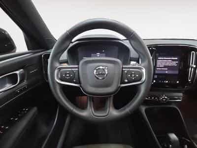 Volvo XC40 B3 Plus Dark / Essence (2025) - Photo 12