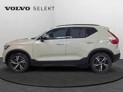 Volvo XC40 B3 Plus Dark / Essence (2025) - Photo 4
