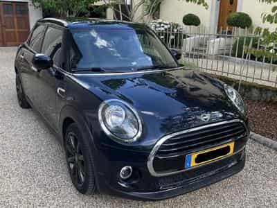 Mini Cooper (2020) - Photo 1