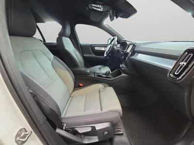 Volvo XC40 B3 Core / Essence (2024) - Photo 15