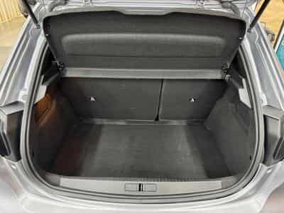 Peugeot 208 208 1.2 110cv Auto ALLURE (2025) - Foto 7