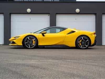 Ferrari SF90 CARBONE | LIFT | CAMERA 360 | JBL | TVA (2023) - Photo 2