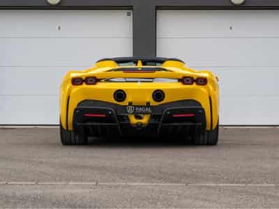 Ferrari SF90 CARBONE | LIFT | CAMERA 360 | JBL | TVA (2023) - Photo 4