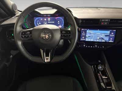 Alfa-Romeo Junior 1.2 Ibrida (2025) - Foto 6