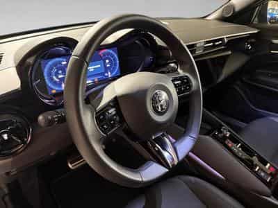 Alfa-Romeo Junior 1.2 Ibrida (2025) - Foto 8