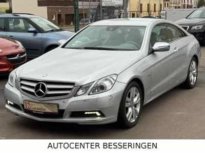 Mercedes E 250 E 250 Coupe CGI * AUTOMATIK * XENON * NAVI * (2009) - Foto 1