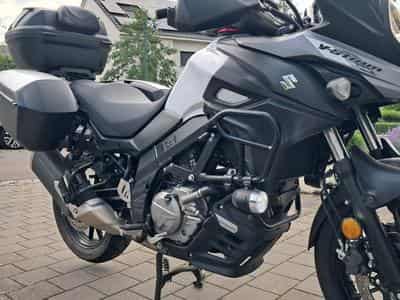 Suzuki V-Strom (2019) - Photo 1