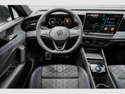 VW Tiguan 2,0 TDI DSG (2025) - Foto 8