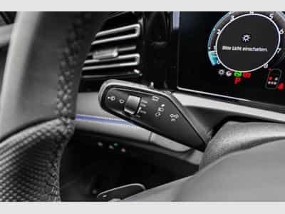 VW Tiguan 2,0 TSI DSG (2025) - Foto 10