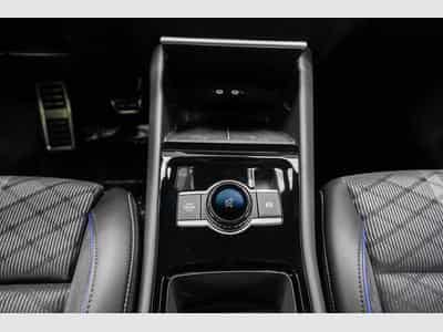 VW Tiguan 2,0 TSI DSG (2025) - Foto 13