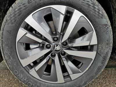 Skoda Kodiaq 2.0 TDI 142 kW 4x4 Selection (2025) - Photo 4