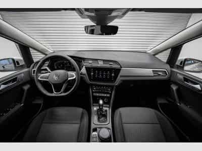 VW Touran 1,5 TSI DSG (2026) - Photo 6